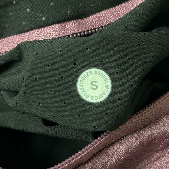 Lululemon Relaxed-Fit Training Short 8" Vintage Plum Size Small - Picture 5 of 5